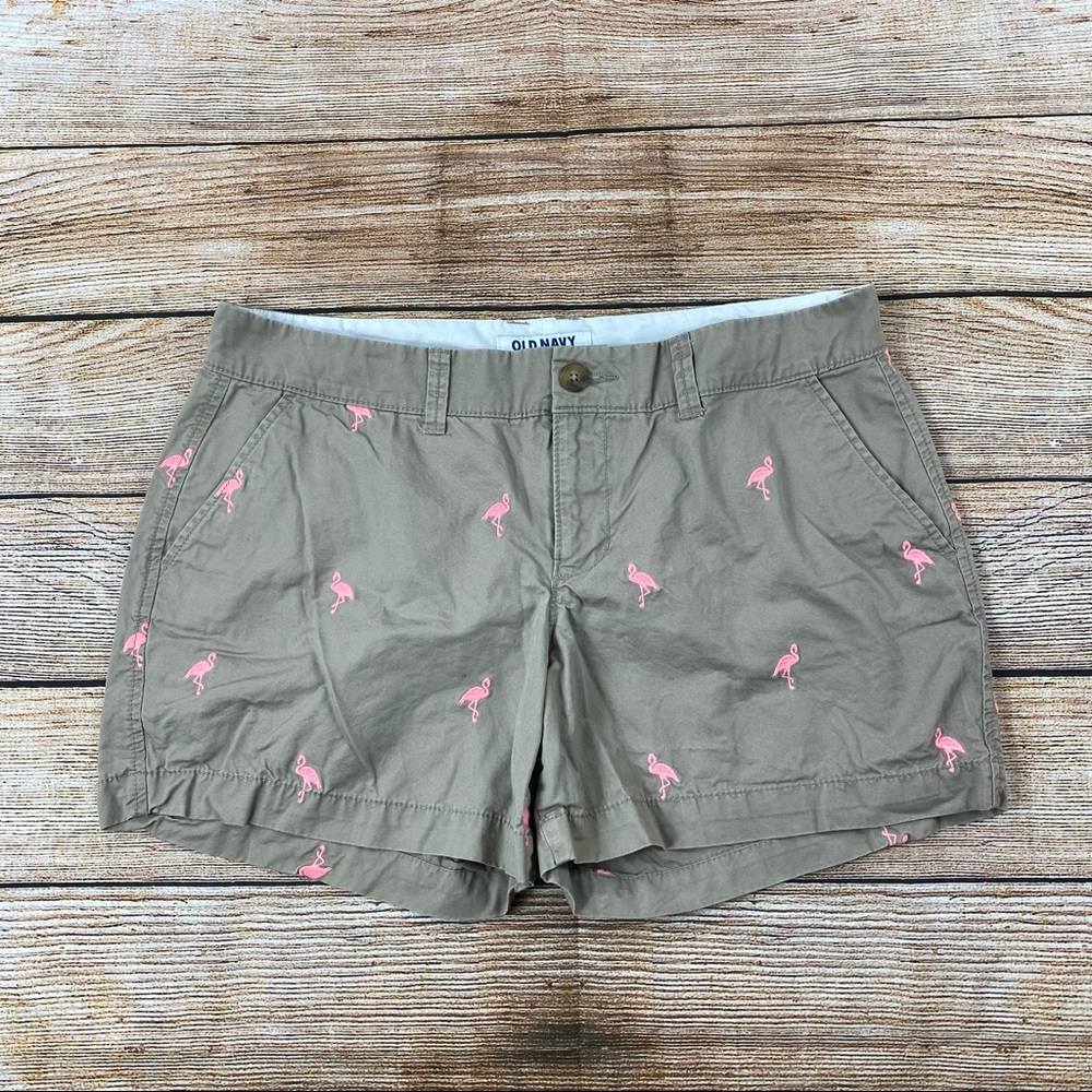 Old Navy Flamingo Embroidered Shorts Women Size 6 Khaki Casual Shorts Worn once